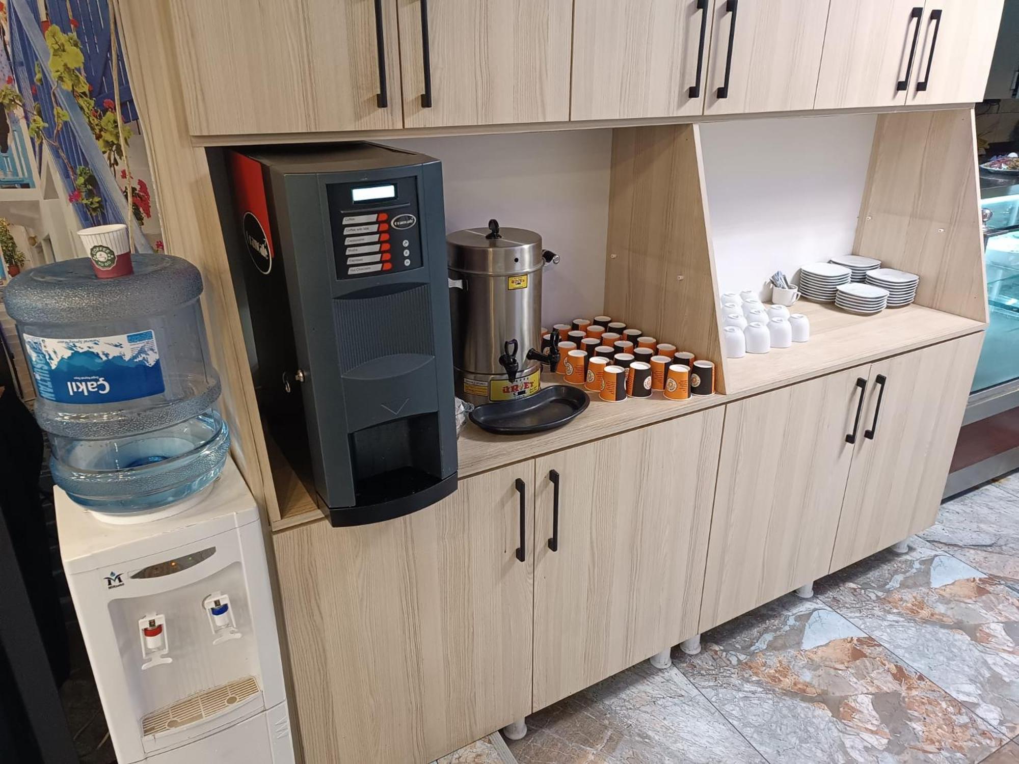 Bona Sera Hotel Истанбул Екстериор снимка